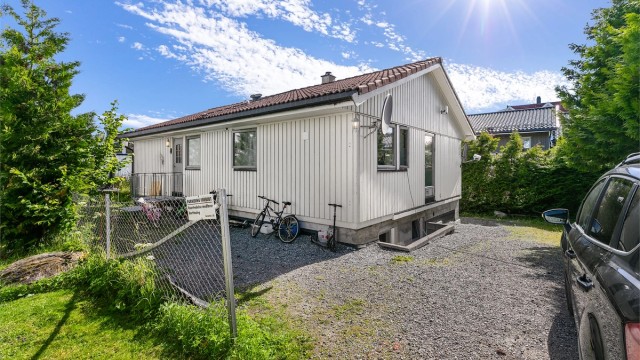 Utleie Krogsveen har gleden av å presentere Forsetveien 3B - HYBEL!