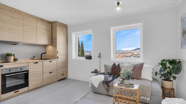 Jonas Ekse Hovland v/ Krogsveen har gleden av å presentere Valhallveien 75!