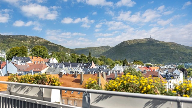 Velkommen til Thormøhlens gate 12 v/ Bente Østervold - Krogsveen