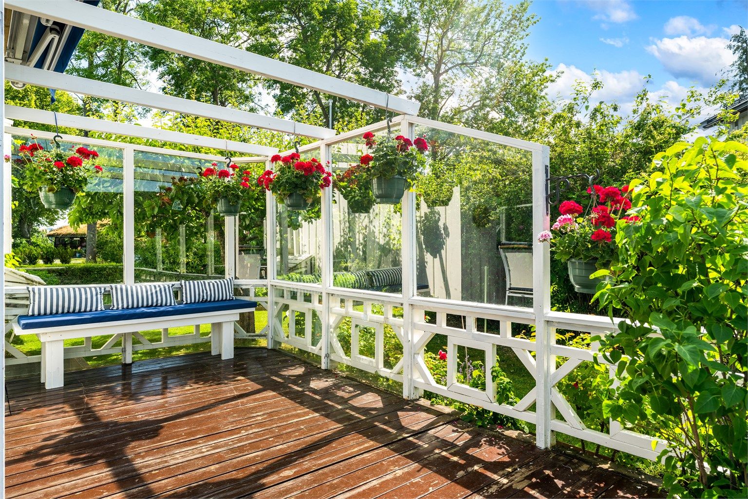 Trivelig sone for avslapning utendørs.