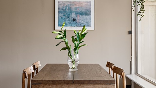 - God plass til en stor spisegruppe -