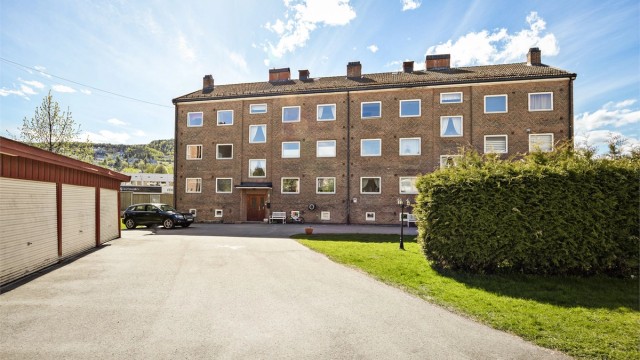 Tiltalende og lys tre-roms leilighet i 2.etasje med sentralt beliggenhet
Fotograf: Stine Prøitz Jørgensen
