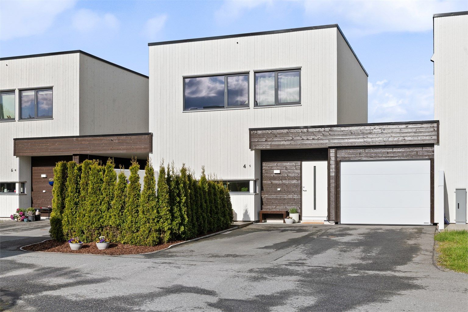 Velkommen til Flisnesringen 4, en flott nyere kjedet enebolig presentert av Daglig leder/Eiendomsmegler Preben Willmann