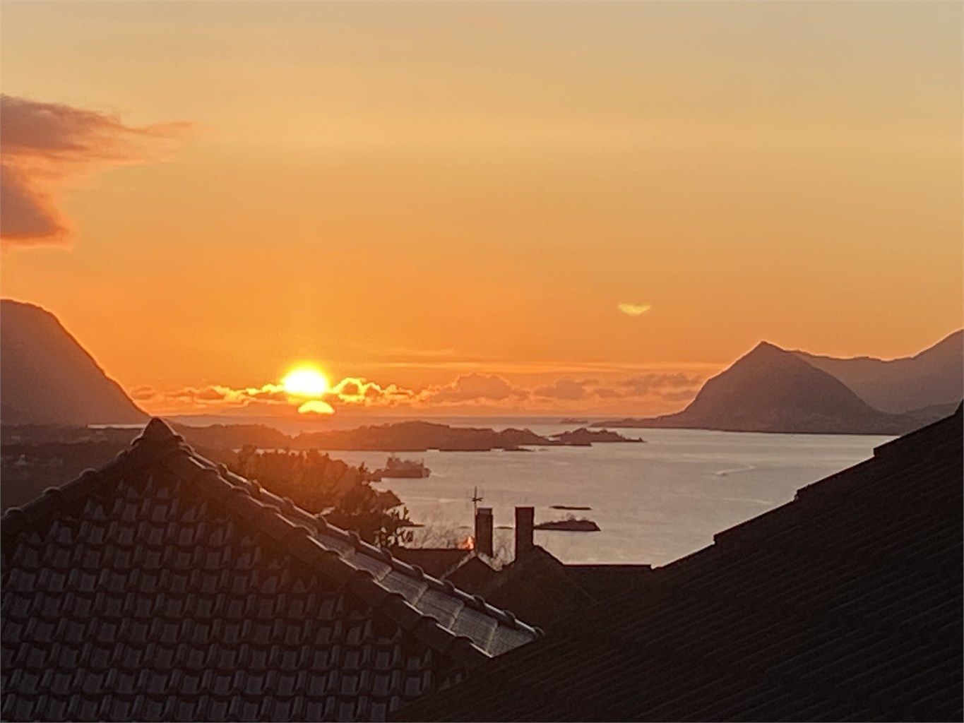Flott solnedgang - bilde tatt av selger