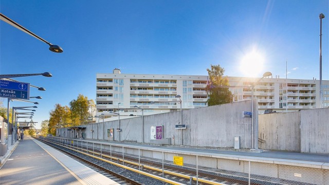Fra leiligheten er det umiddelbar nærhet til t-banen på Haslum