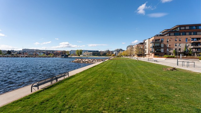 Fra Tangen er du kort vei til blant annet Strandpromenaden og Markens gate.