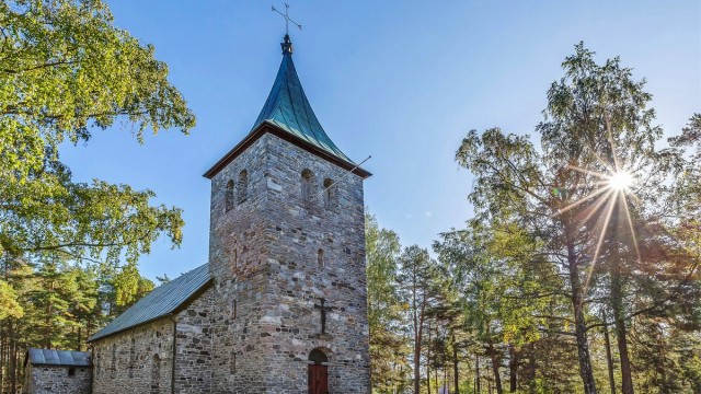 Ljan kirke.jpg