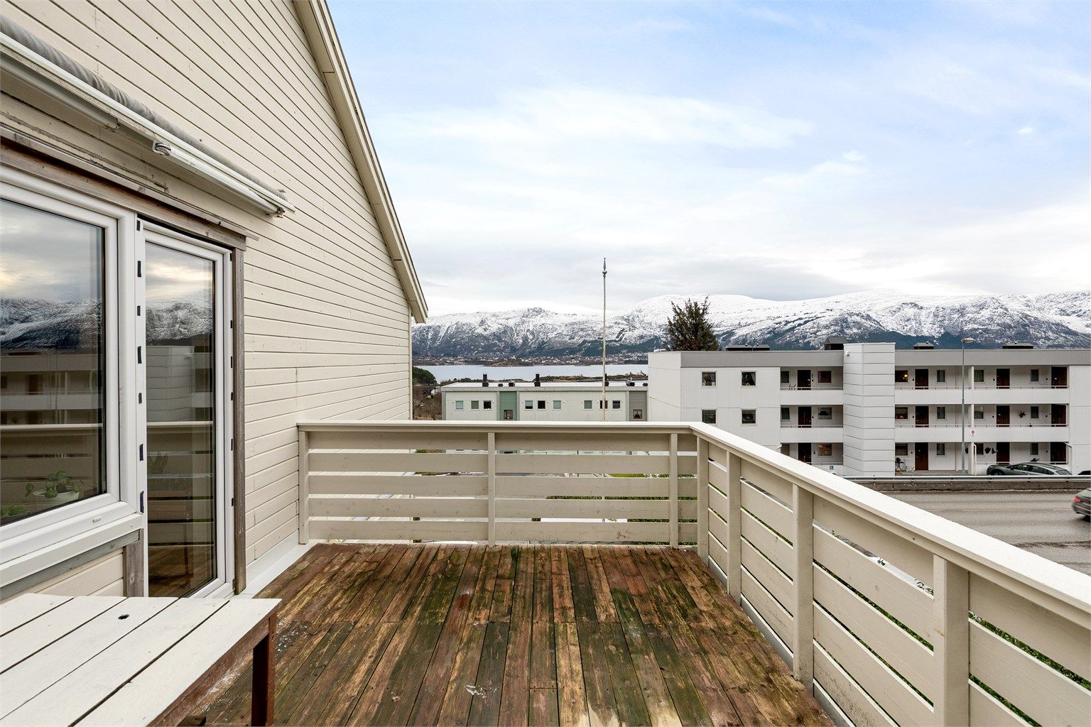 Sydvestvendt veranda på 13 kvm 