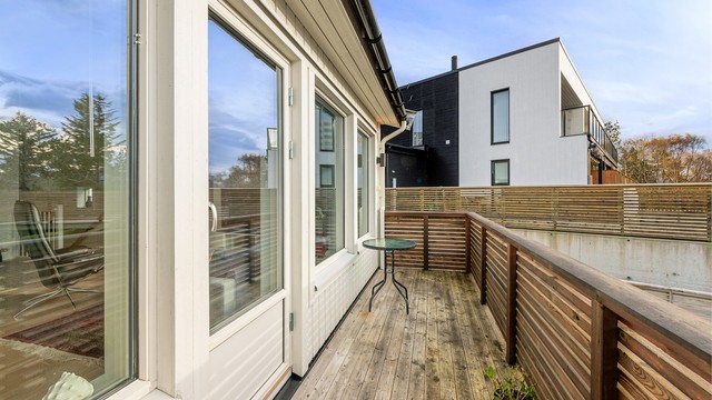 Fra stuen er det utgang til en veranda på 8 m².