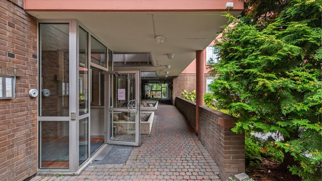 Enkel adkomst fra bakgård