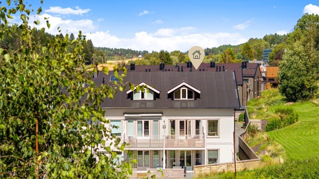 Leilighet #12 i Grålumveien 63C presenteres av Raymond Bøhn i Krogsveen.