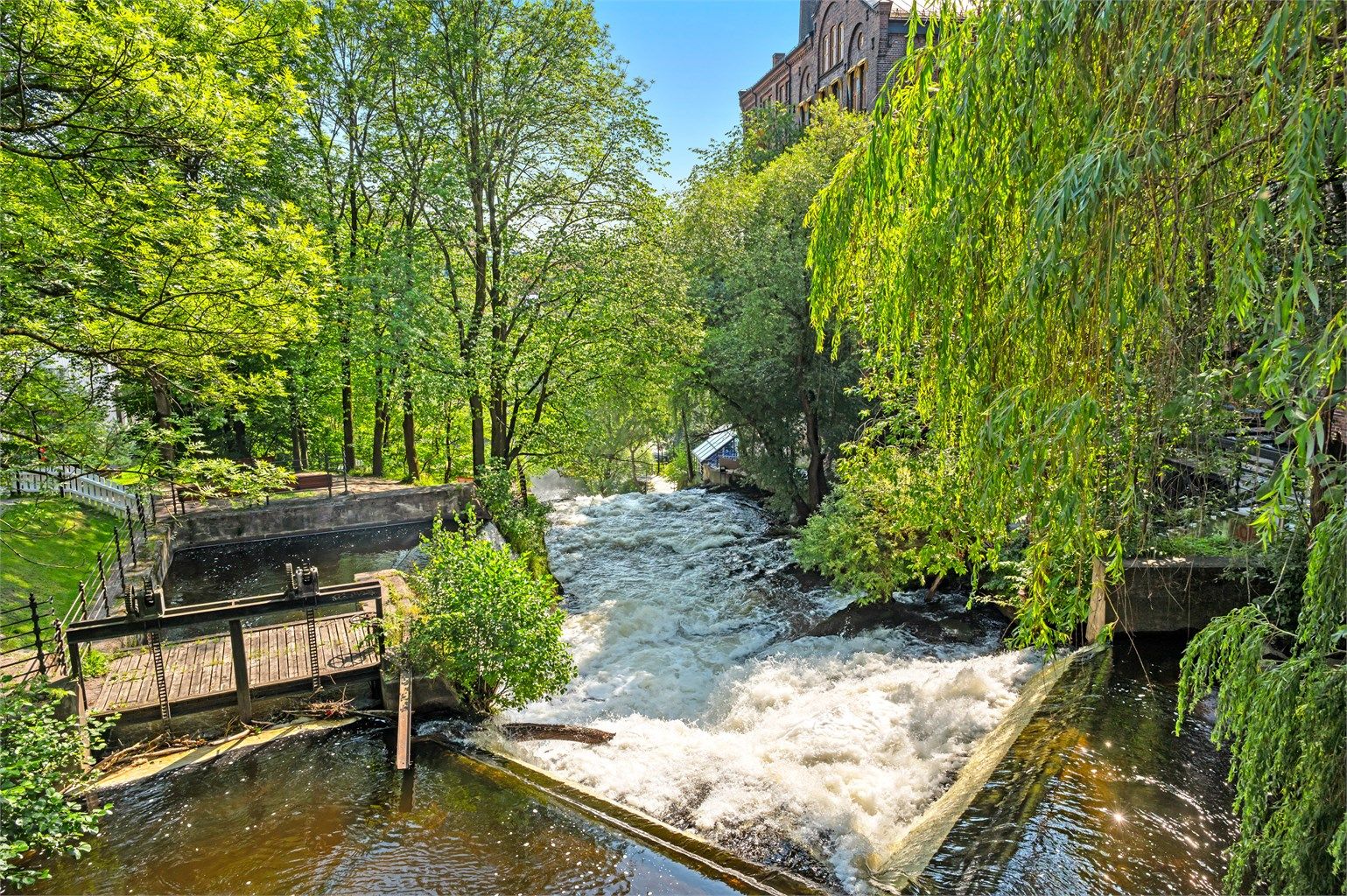 Akerselva inviterer til flotte tur- og rekreasjonsmuligheter året rundt, rett utenfor døren.