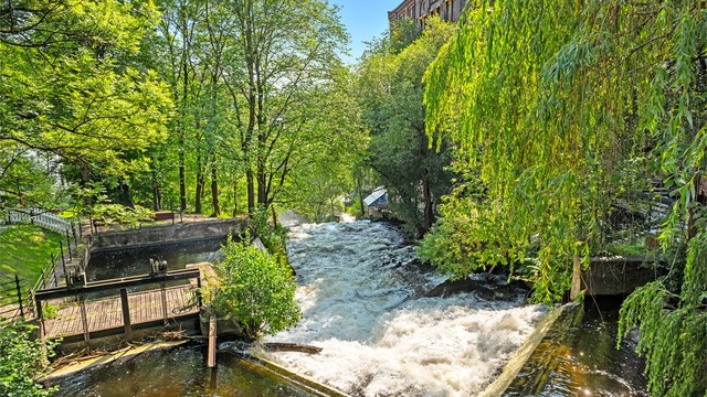 Akerselva inviterer til flotte tur- og rekreasjonsmuligheter året rundt, rett utenfor døren.