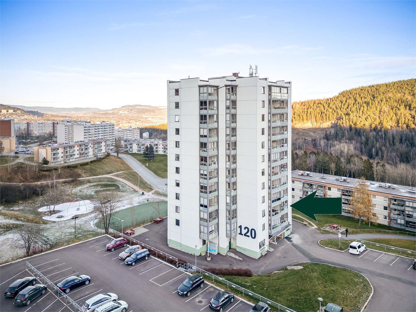 Krogsveen v/Christopher Sand ønsker velkommen til Lauritz Hervigs vei 120