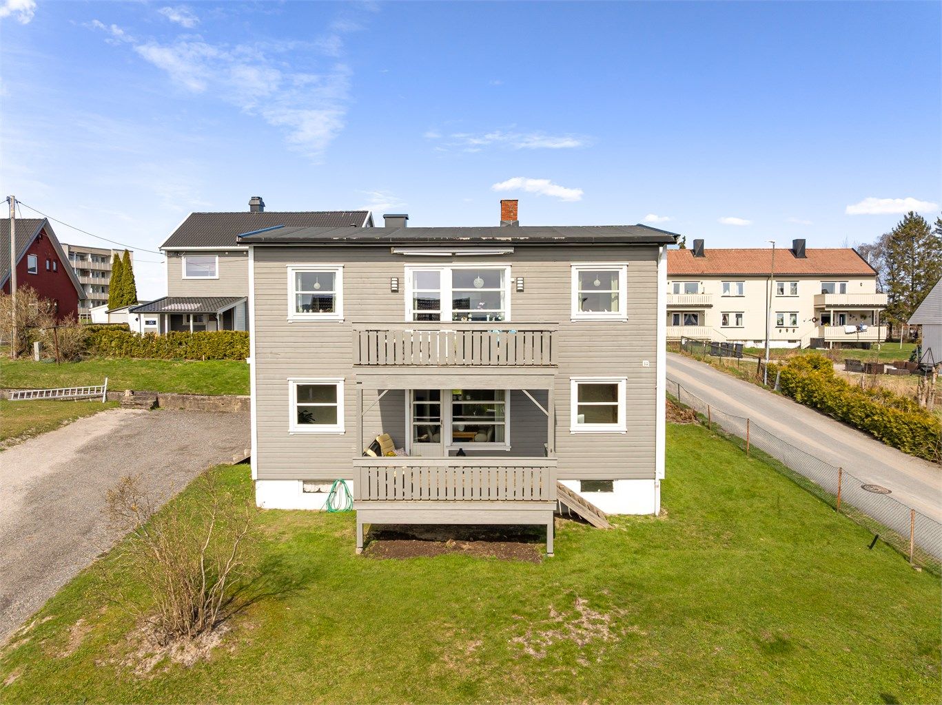 Yttertaket ble lagt om i 2016. Kledning ble i 2006 skiftet ut på to av fire sider. Flere vinduer og utvendige dører er skiftet ut i senere år.