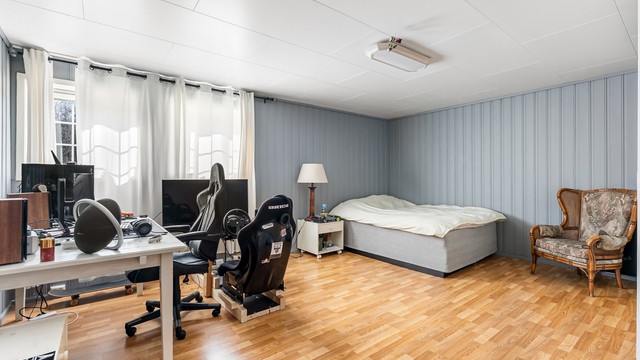 Rom benyttet som stue / soverom (Ikke godkjent for varig opphold)