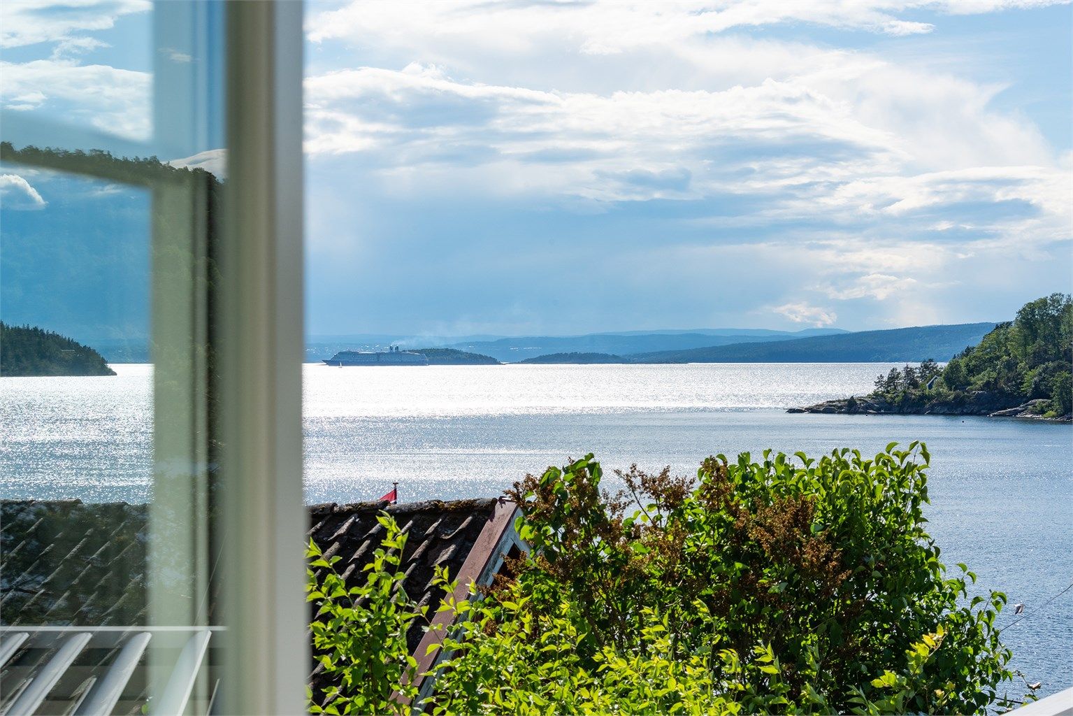 Vidstrakt og vakker fjordutsikt!