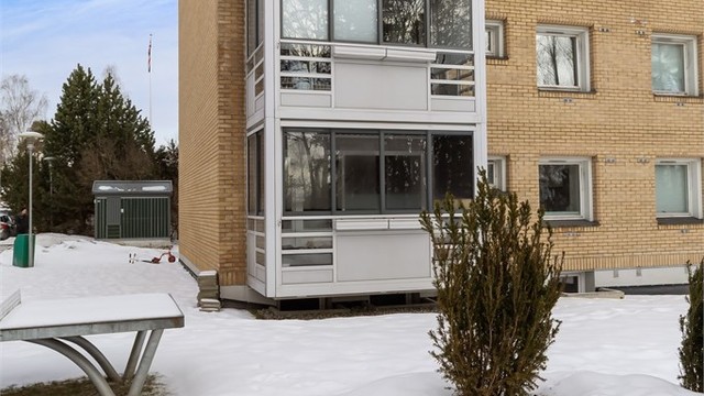 Leiligheten ligger i øverste etasje