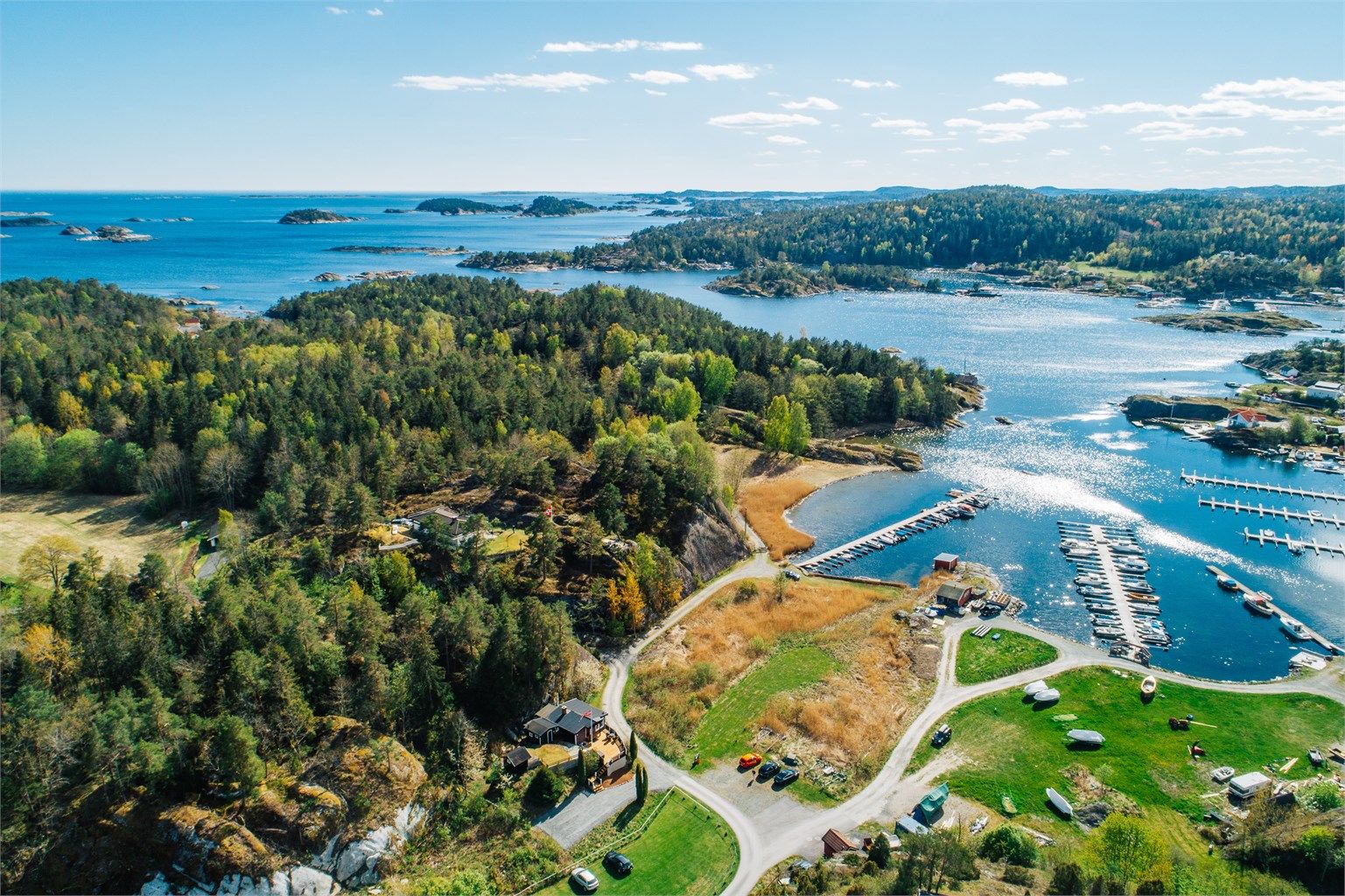 Oversiktsbilde fra Brevikstrand