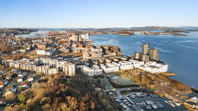 Leiligheten har flott beliggenhet sentralt på Storhaug, og nærhet til "alt"