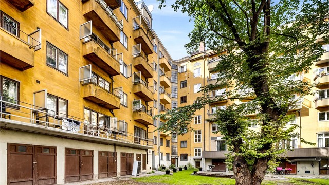 Bakgård