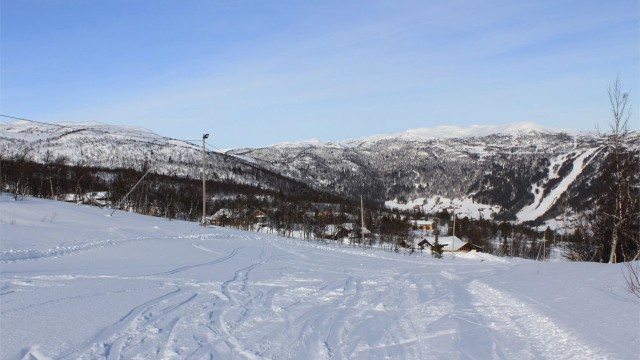 Eiendomsmegler Krogsveen v/Alice Lundberg har gleden av å presentere Viddevegen 457 (tomt 122) i Uvdal Alpinsenter