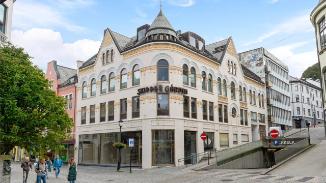 Velkommen til Kongensgate 18, presentert av Eiendomsmegler/Partner Elisabeth Skjold