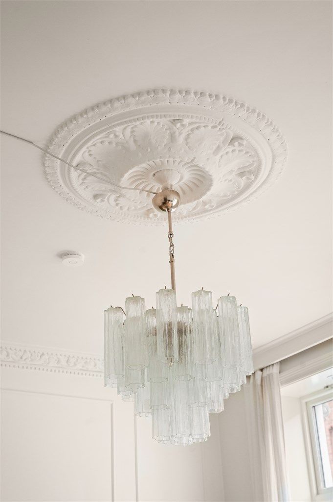 Flott lampe som gir nydelig lysspill.