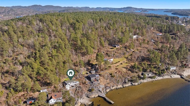 Sandøya er en fin øy med lange sandstrender og fine turområder.