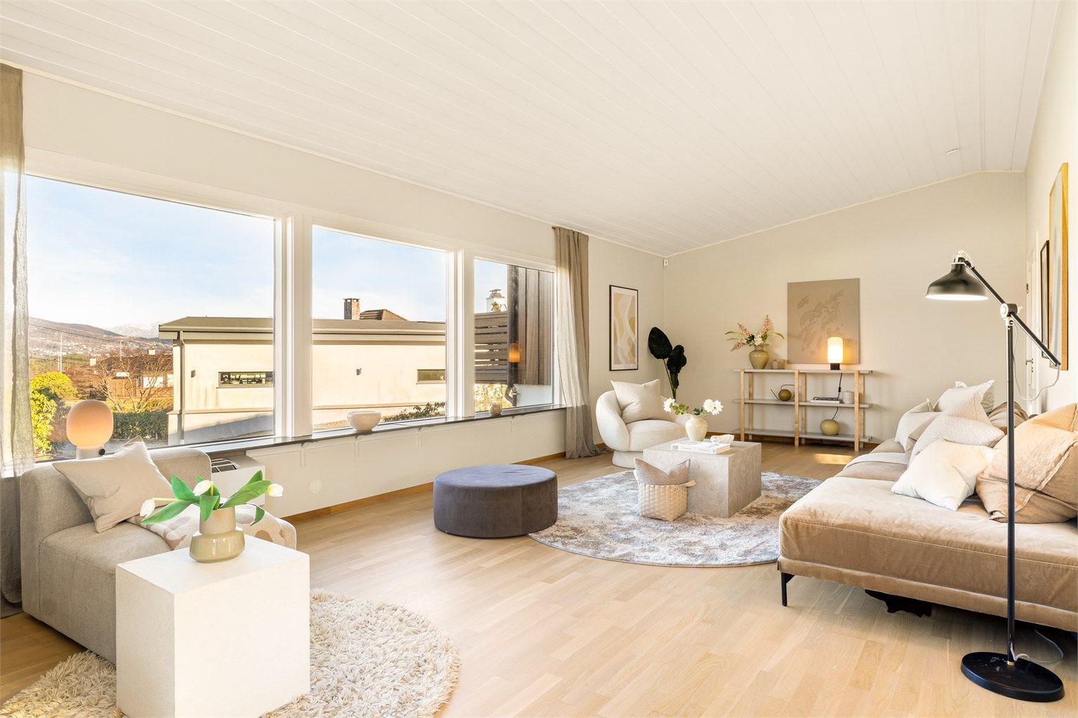 Masse lysinnslipp og fin utsikt.