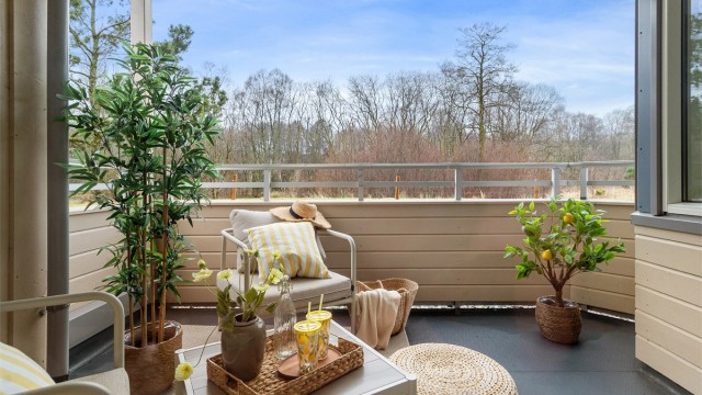 - Her kan sol og naturskjønn utsikt nytes -