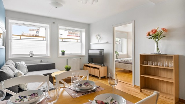 Velkommen til Fjordgata 29, og denne flotte leiligheten beliggende i et sentralt og ettertraktet område langs Fjordgata i Midtbyen!