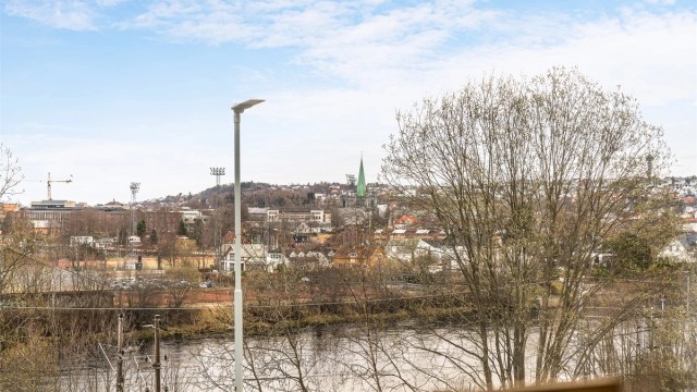 For den aktive er det flere treningssentre i nærområdet, blant annet 3T-Ilsvika, Impuls og Feel24-Ilsvika, alle innen gangavstand. I tillegg er det kort vei til Bymarka med flotte turstier, oppkjørte skiløyper og badeplasser.