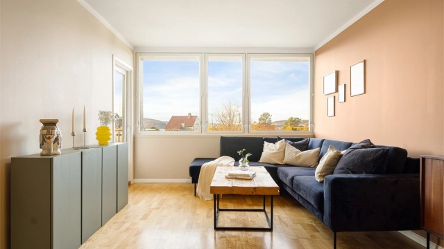 Velkommen til Nylandsveien 24 presentert av Eiendomsmegler Krogsveen v/ Vaarin Sanden. Foto: Stian Inderhaug