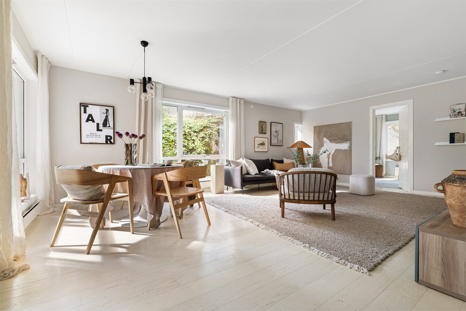 Lekker og romslig 4-roms leilighet på ett plan med god beliggenhet og heisadkomst