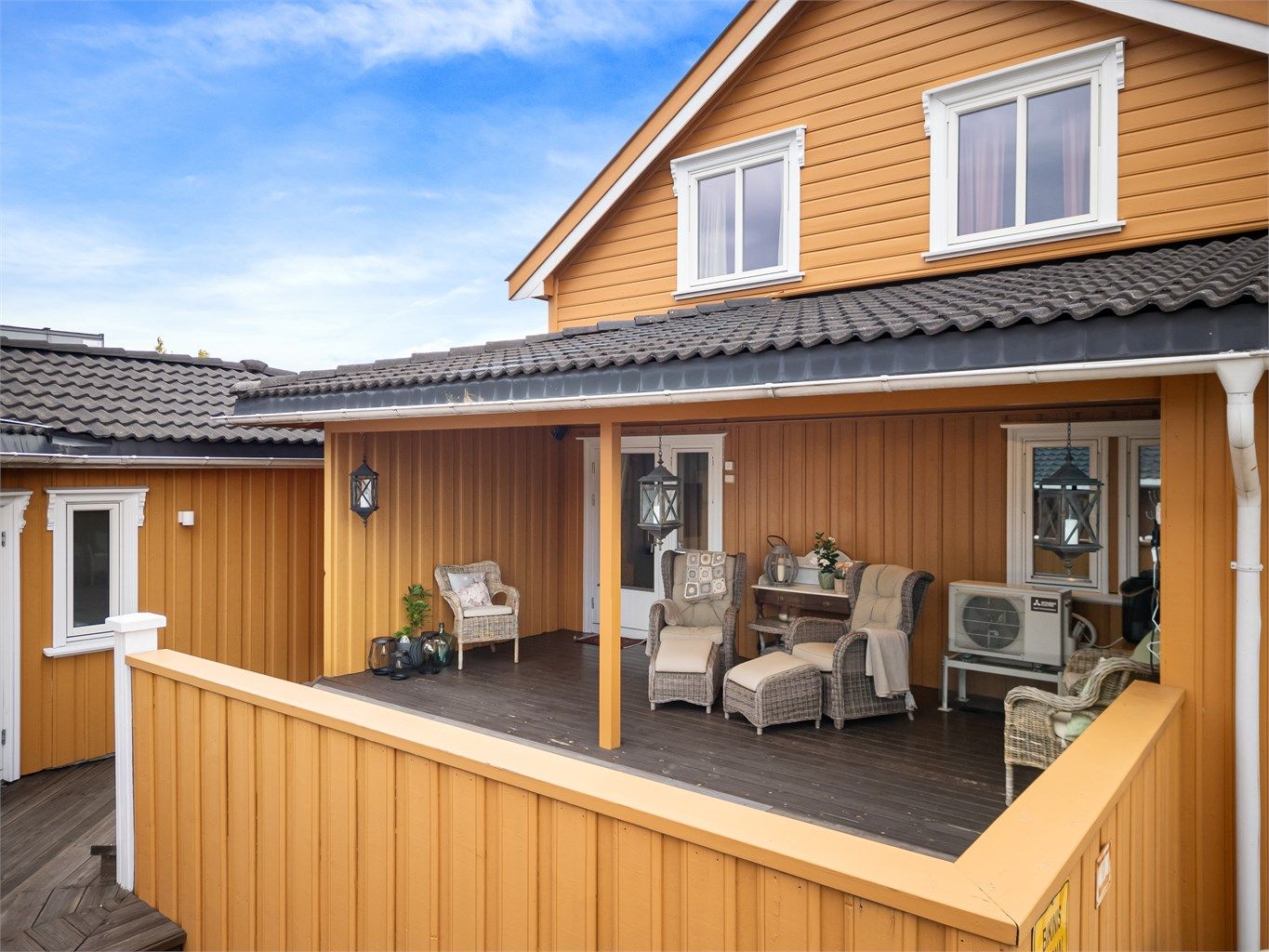 Takoverbygget del av terrasseplatting