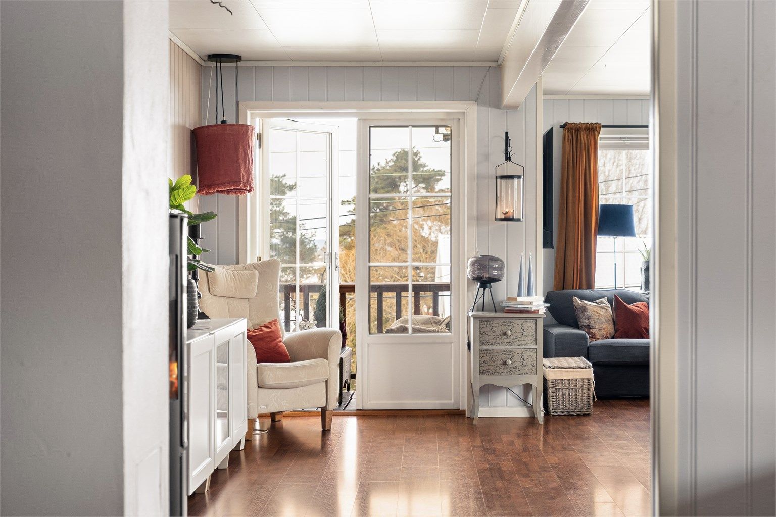 Tuneveien 101D presenteres av Jonathan Dahl i Krogsveen.