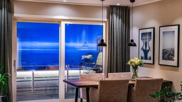 Refsnesalleen 81B presenteres av Krogsveen.