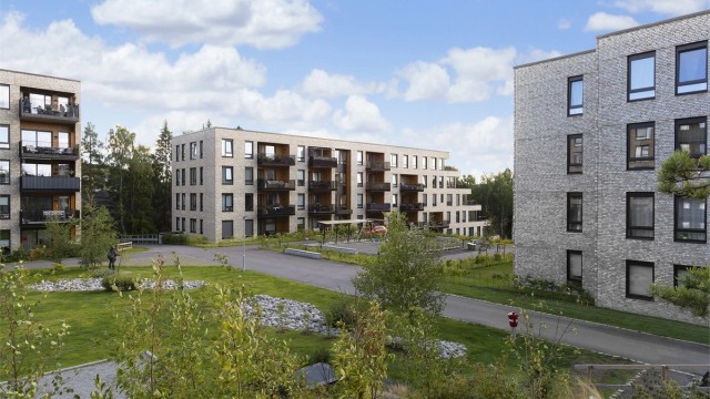 Sameiet disponerer velholdte uteplasser, gapahuk og et felles velferdsrom.