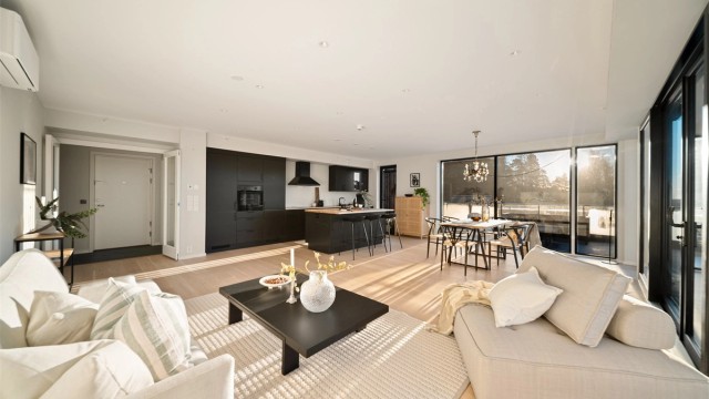 Velkommen til Trerørfabrikken Boligsameie - presentert av Raymond Bøhn i Krogsveen. Fotograf; Kristoffer Kristiansen.