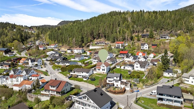 For den turglade er det kort vei til flotte turområder med stier, lysløyper og fiskevann.