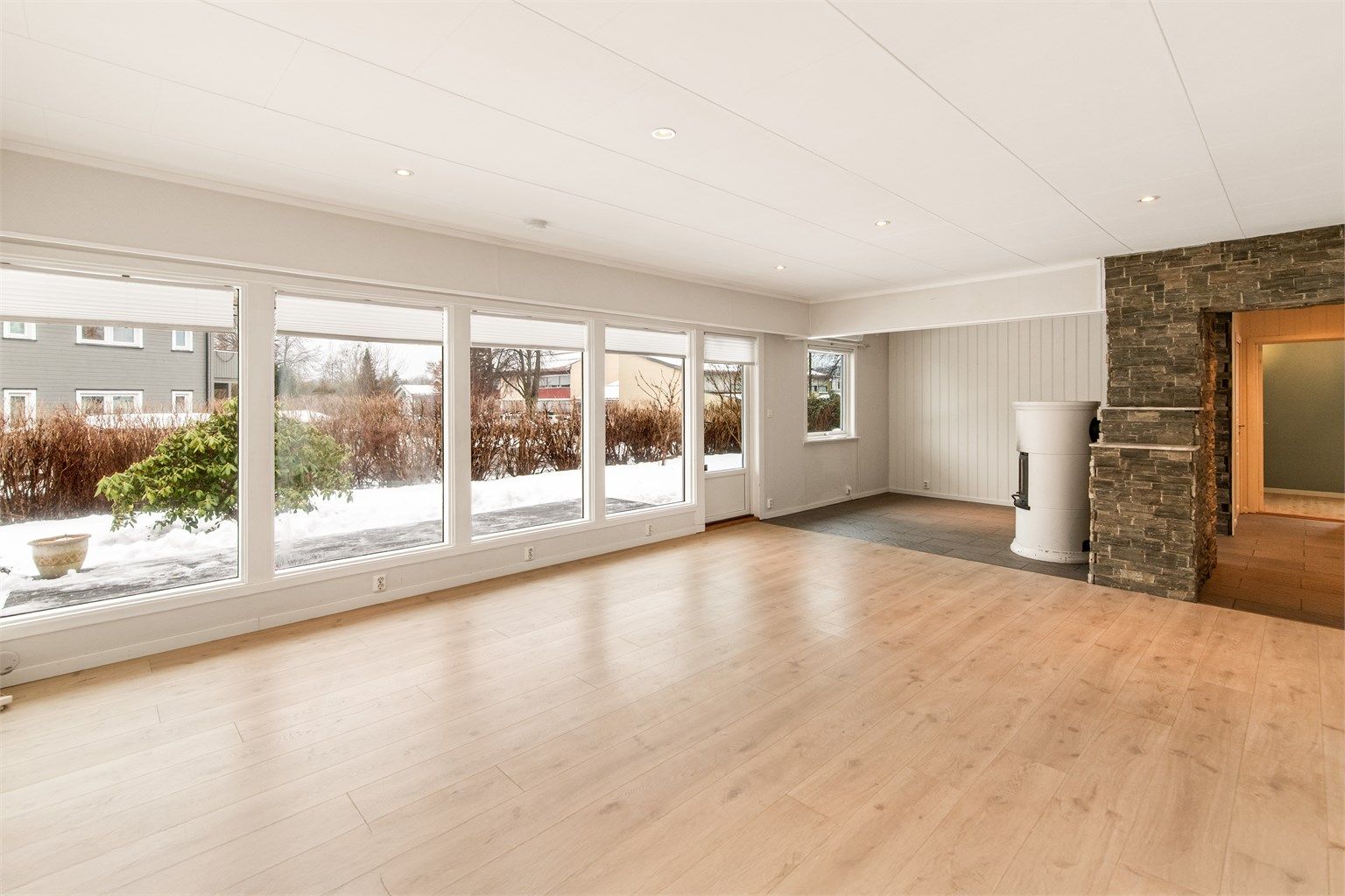 Boligen har generelt behov for oppgradering og modernisering.