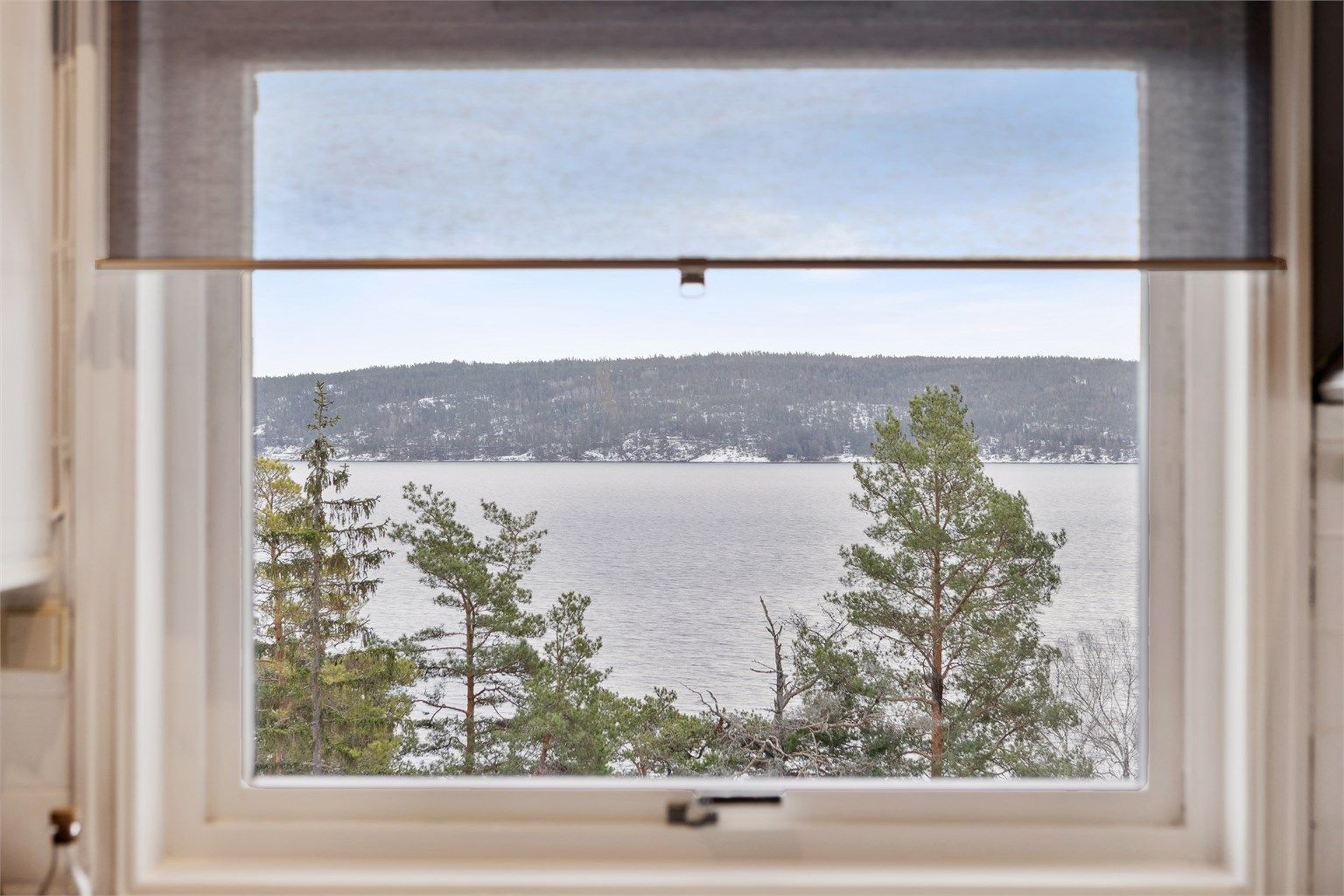 Her kan den flotte utsikten nytes men man lager dagens måltider.