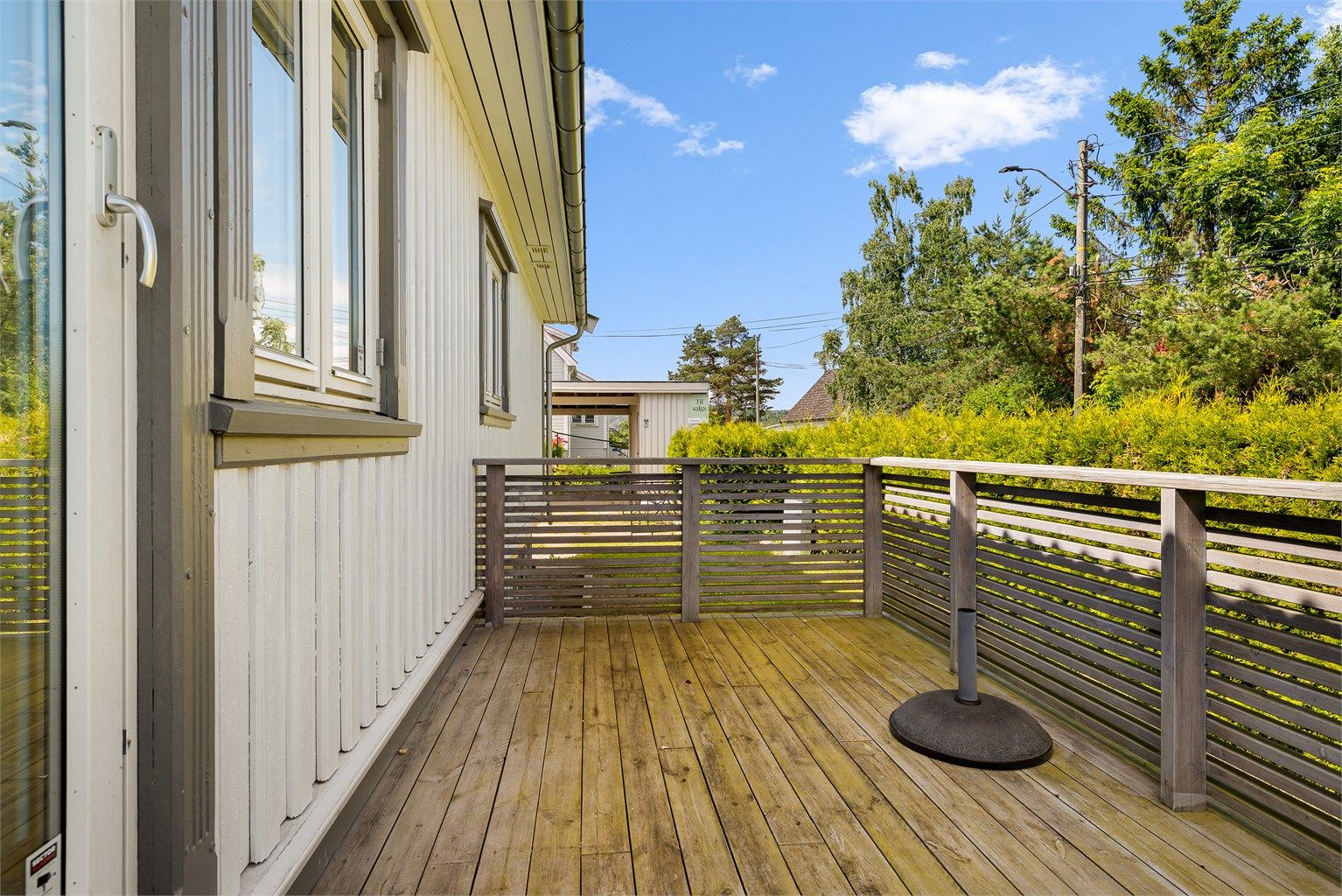 Nordvendt terrasse.