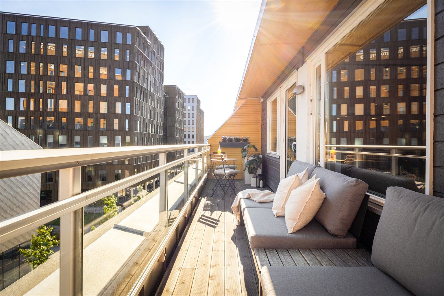 Her bor du sentralt på Strømsø med et rikt byliv, kaféer og servicetilbud like utenfor døren.
Foto: Stine Prøitz Jørgensen