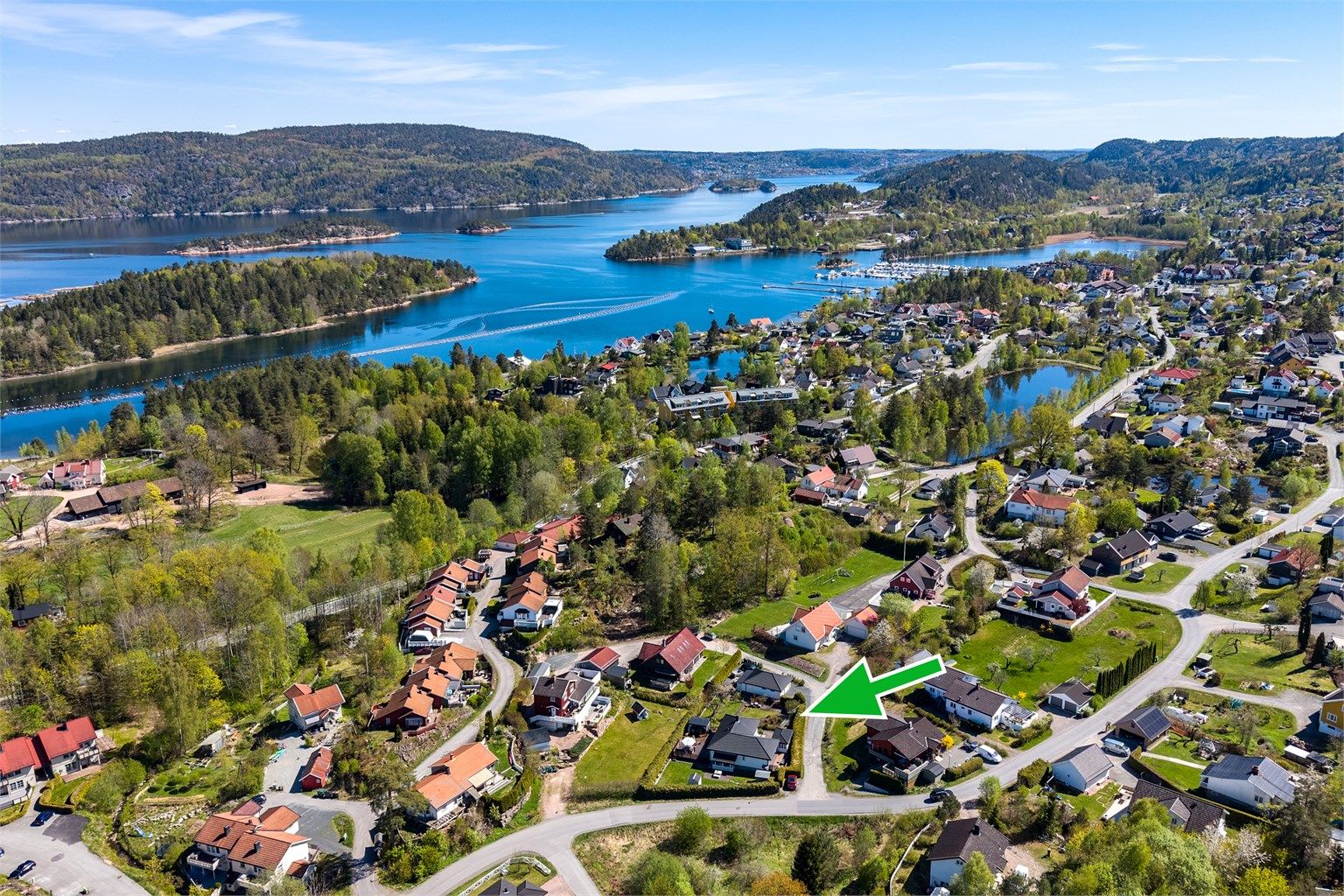 Kort vei til Oslofjorden og Sætre sentrum