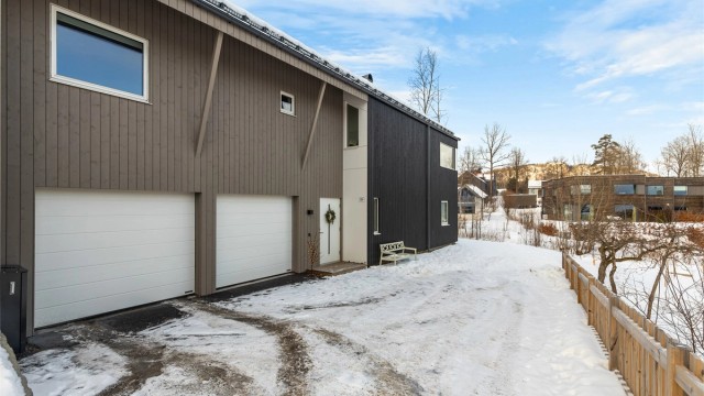 Velkommen til Hønskollen 11A, presentert av Terje Tveit.