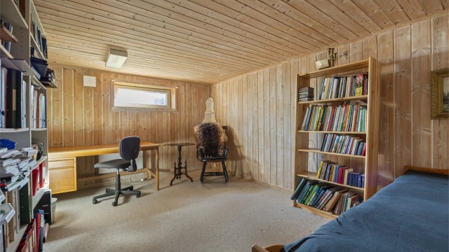 Kontor i dag, men rommet er godkjent som bod hos kommunen.