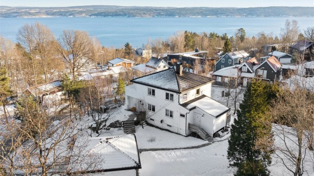 Velkommen til Bergerveien 19! - Presentert av Elisiff Wennersgaard v/Krogsveen. Foto: Per O. Skjellnan v/Efkt