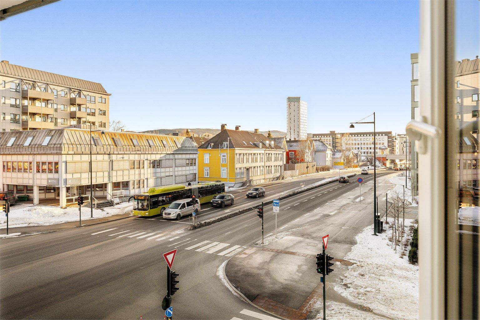 Boligblokken er gjenstand for vesentlig oppgraderinger de senere år, med blant annet nytt tak, nye vinduer, oppgradering av el-anlegg og sikringsskap samt pågående rørfornying. 